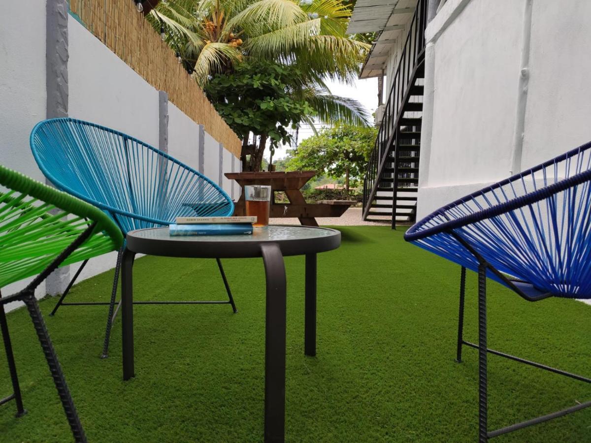 Uvita Pirates Hostel Екстериор снимка